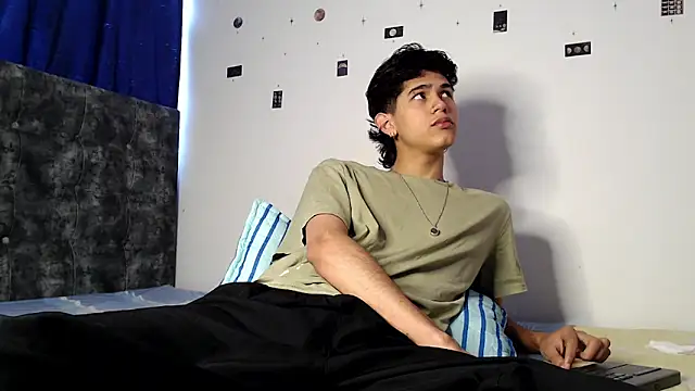 alexmark  online show from 04-24-26, 05:04