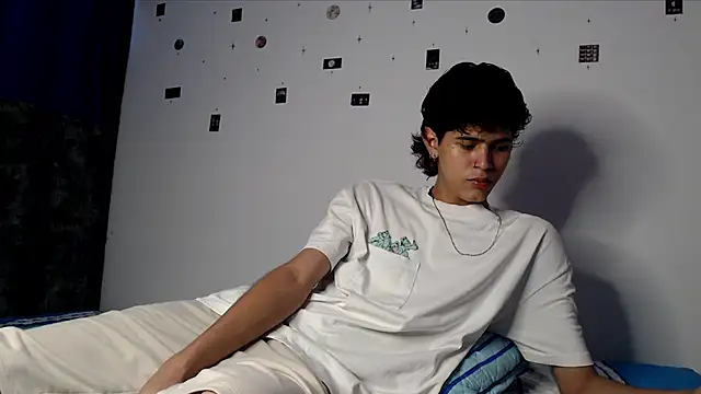 alexmark  online show from 05-13-26, 05:42