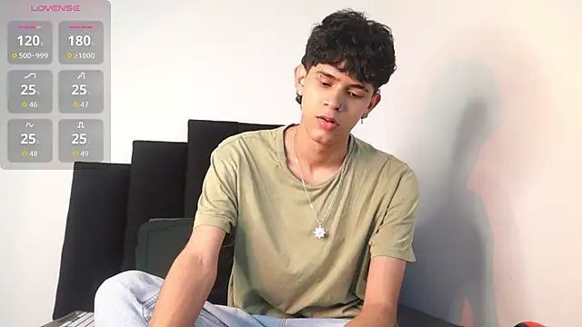 alexmark  online show from 12-05-25, 01:21