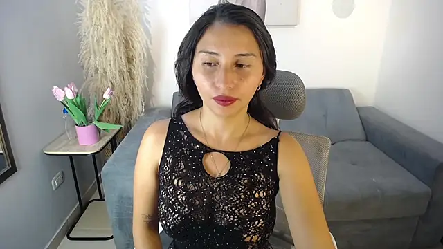 Snapshot of KateOwens_ chatting on 04-19-26, 01:23 KateOwens online show from 04-19-26, 01:23
