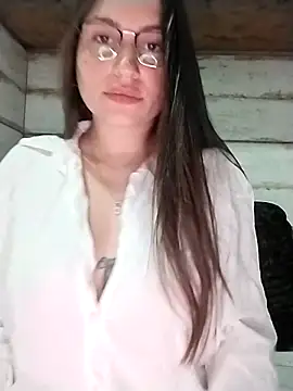 Snapshot of LolatuMiel chatting on 01-14-26, 08:29 LolatuMiel online show from 01-14-26, 08:29