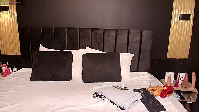 Snapshot of SexyRachel_ chatting on 09-29-25, 11:38 SexyRachel online show from 09-29-25, 11:38