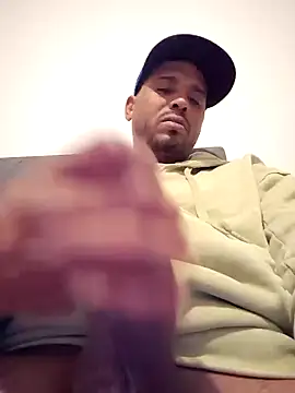 Snapshot of Danypeluche chatting on 11-20-25, 08:09 Danypeluche online show from 11-20-25, 08:09