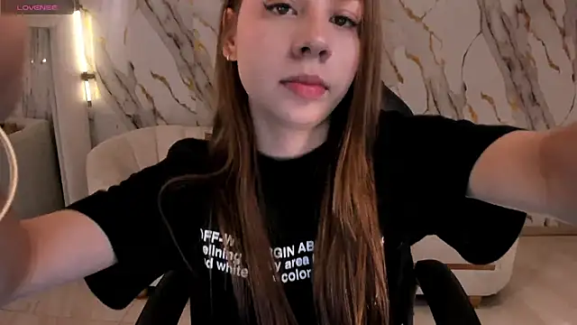 TiffannySins online show from 12-23-25, 03:06