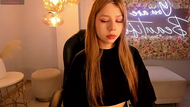 TiffannySins online show from 03-01-26, 11:10