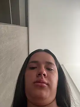 Luciaparker03 online show from 07-17-26, 12:57