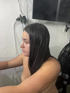 Luciaparker03 online show from 05-28-26, 02:12