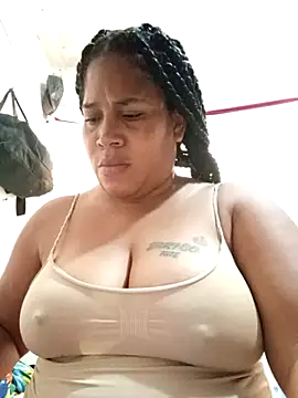 Big ass submissive online show from 04-16-26, 01:12