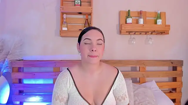  miss mia online show from 12-05-25, 11:42