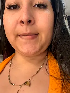 Snapshot of evelyn_1702 chatting on 09-27-25, 12:28 evelyn 1702 online show from 09-27-25, 12:28