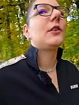 Swiss Lady online show from 10-28-25, 02:05