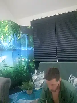 welcome-to-the-jungle online show from 10-29-25, 04:00