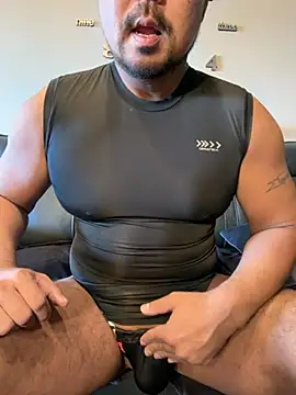 Snapshot of jack_jay0103 chatting on 02-14-26, 02:01 jack jay0103 online show from 02-14-26, 02:01