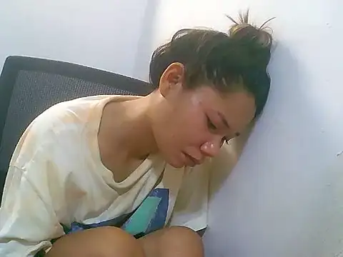 Sweeetgurll online show from 06-10-26, 12:45