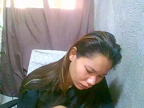 Sweeetgurll online show from 05-23-26, 12:09