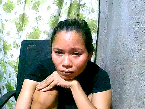 Snapshot of Sweeetgurll chatting on 09-20-25, 12:43 Sweeetgurll online show from 09-20-25, 12:43