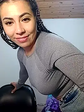 A maddy online show from 10-21-25, 01:05