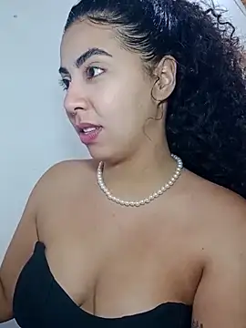 A maddy online show from 11-18-25, 02:38