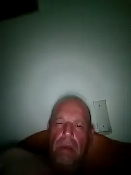 ulisestele online show from 10-18-25, 04:53