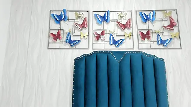 Alison Carde05 online show from 10-29-25, 07:35