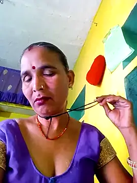 Monika thakurr online show from 09-18-25, 08:39