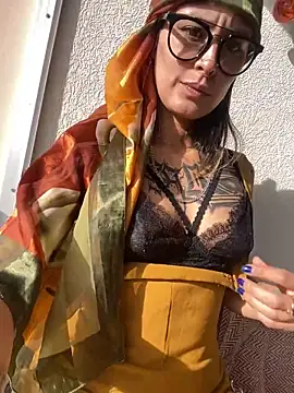 Snapshot of PuraTinta_miau chatting on 11-13-25, 09:46 PuraTinta miau online show from 11-13-25, 09:46