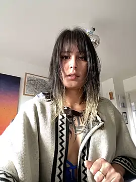 Snapshot of PuraTinta_miau chatting on 11-25-25, 11:43 PuraTinta miau online show from 11-25-25, 11:43