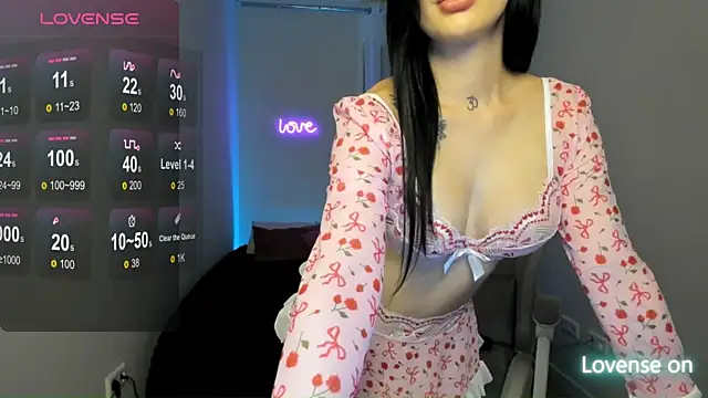 SelinaStorm online show from 06-24-26, 01:15