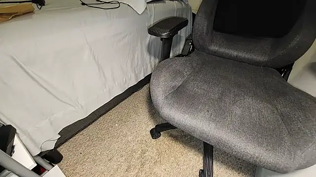 catt18 online show from 10-30-25, 04:15