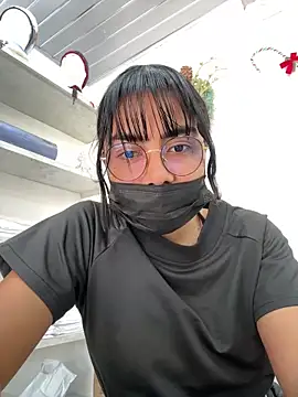 Kyra  Rose online show from 12-20-25, 04:54