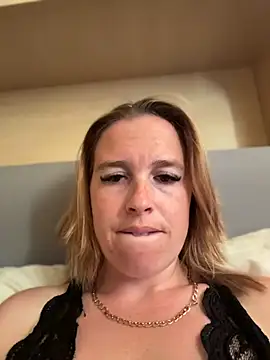 amberrose094 online show from 06-25-26, 07:30