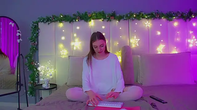 VeronicaVances online show from 12-02-25, 06:26