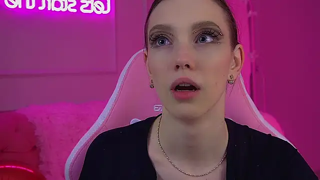 VeronicaVances online show from 02-17-26, 06:22