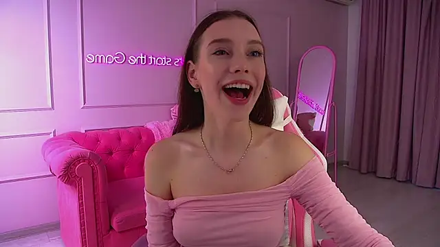 VeronicaVances online show from 09-30-25, 06:52