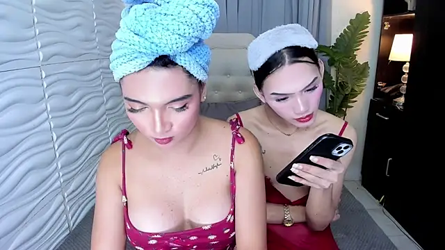 Patricia Anderson online show from 10-26-25, 06:25