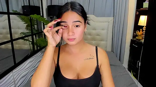 Snapshot of Patricia_Anderson chatting on 04-13-26, 04:44 Patricia Anderson online show from 04-13-26, 04:44