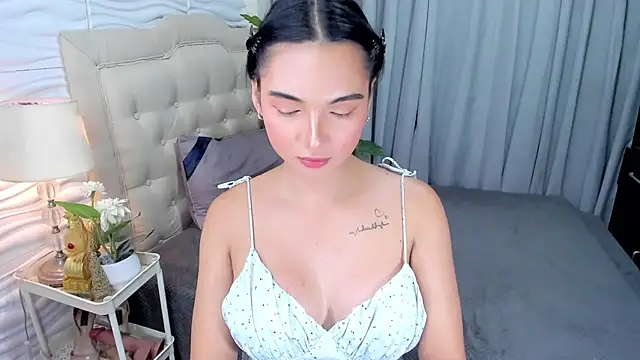 Patricia Anderson online show from 11-06-25, 06:17