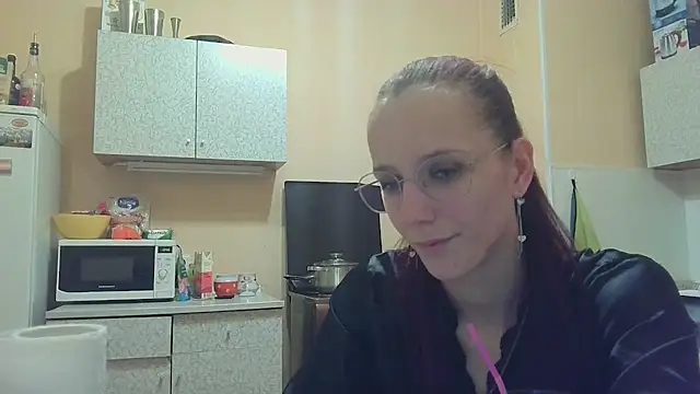 Lucy Divine online show from 10-26-25, 09:26
