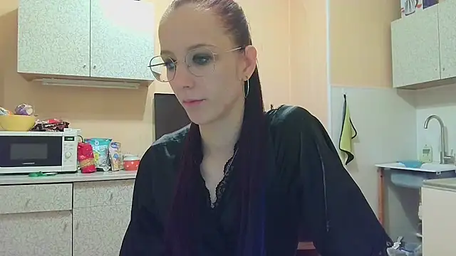 Snapshot of Lucy_Divine chatting on 09-19-25, 07:07 Lucy Divine online show from 09-19-25, 07:07