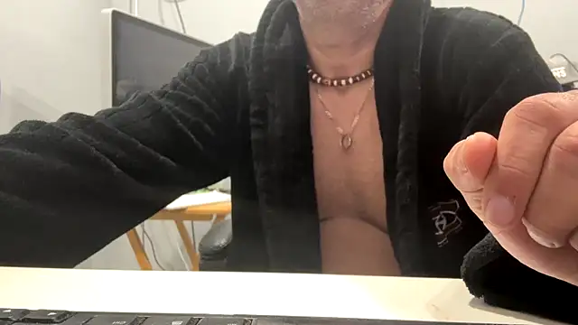 frankyjones8989 online show from 11-22-25, 09:30