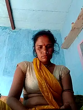 Hot ashna online show from 02-15-26, 09:41