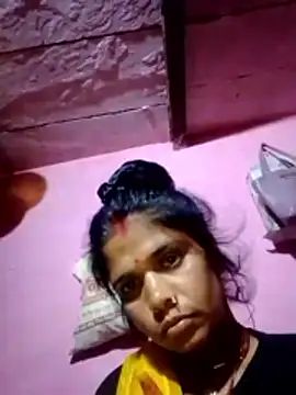 Hot ashna online show from 02-11-26, 03:01