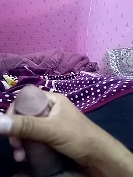 Snapshot of Sonukumar202000 chatting on 02-17-26, 09:45 Sonukumar202000 online show from 02-17-26, 09:45