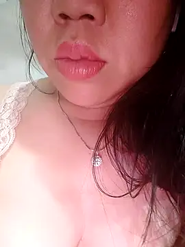 Julyy08 online show from 02-12-26, 03:01