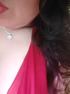 Julyy08 online show from 05-18-26, 05:34