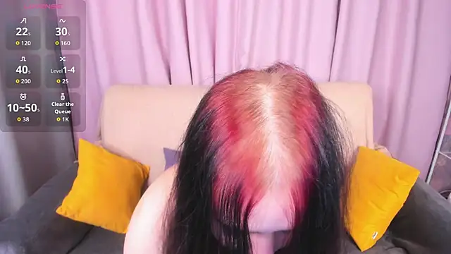 Alis Platt online show from 10-24-25, 01:04