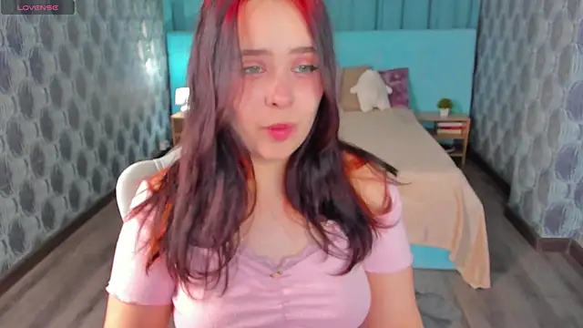 Alis Platt online show from 10-18-25, 01:07