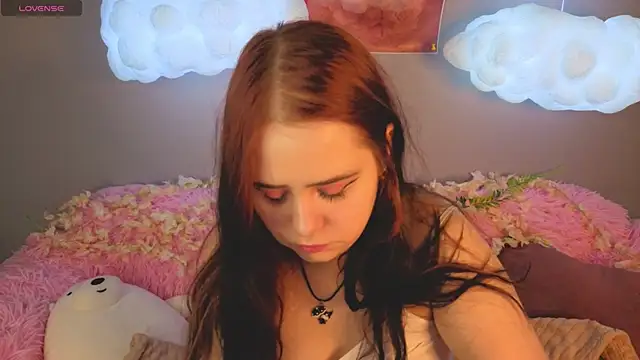 Alis Platt online show from 04-23-26, 01:12