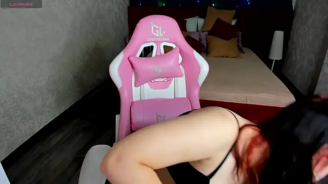 Alis Platt online show from 09-29-25, 01:23