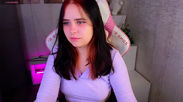 Alis Platt online show from 09-18-25, 01:19